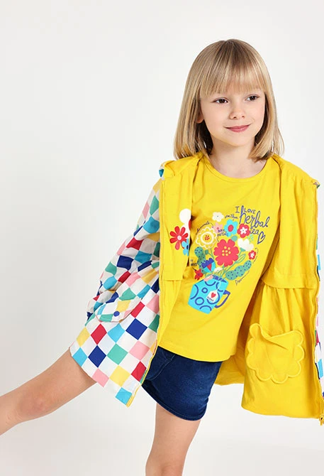 Camiseta de punto para bebé niña en amarillo con estampado