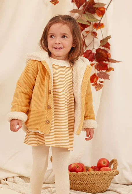Chaqueta punto bebé amarilla con capucha
