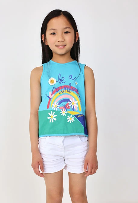 Short de gabardina elástica para bebé niña en color blanco