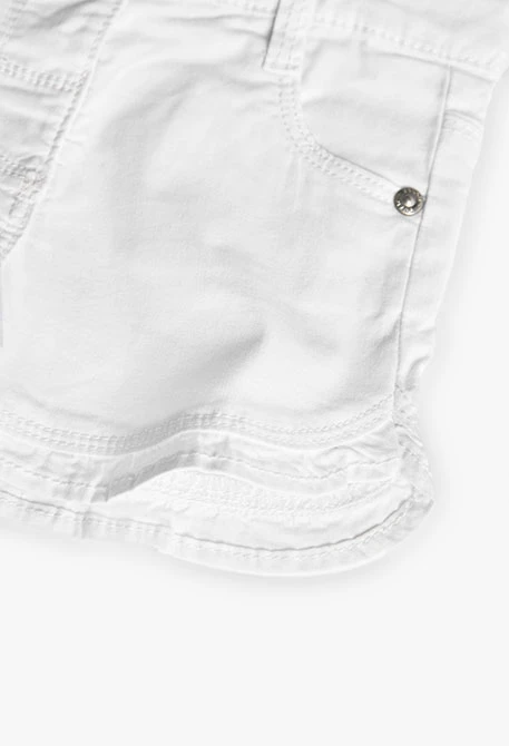 Short de gabardina elástica para bebé niña en color blanco
