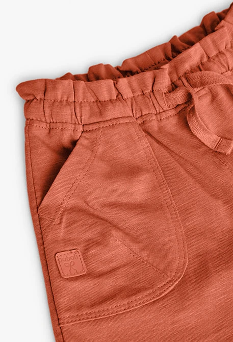 Short de punto para bebé niña en color naranja