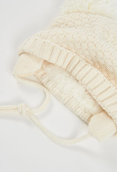 Gorro branco bebé com pompons