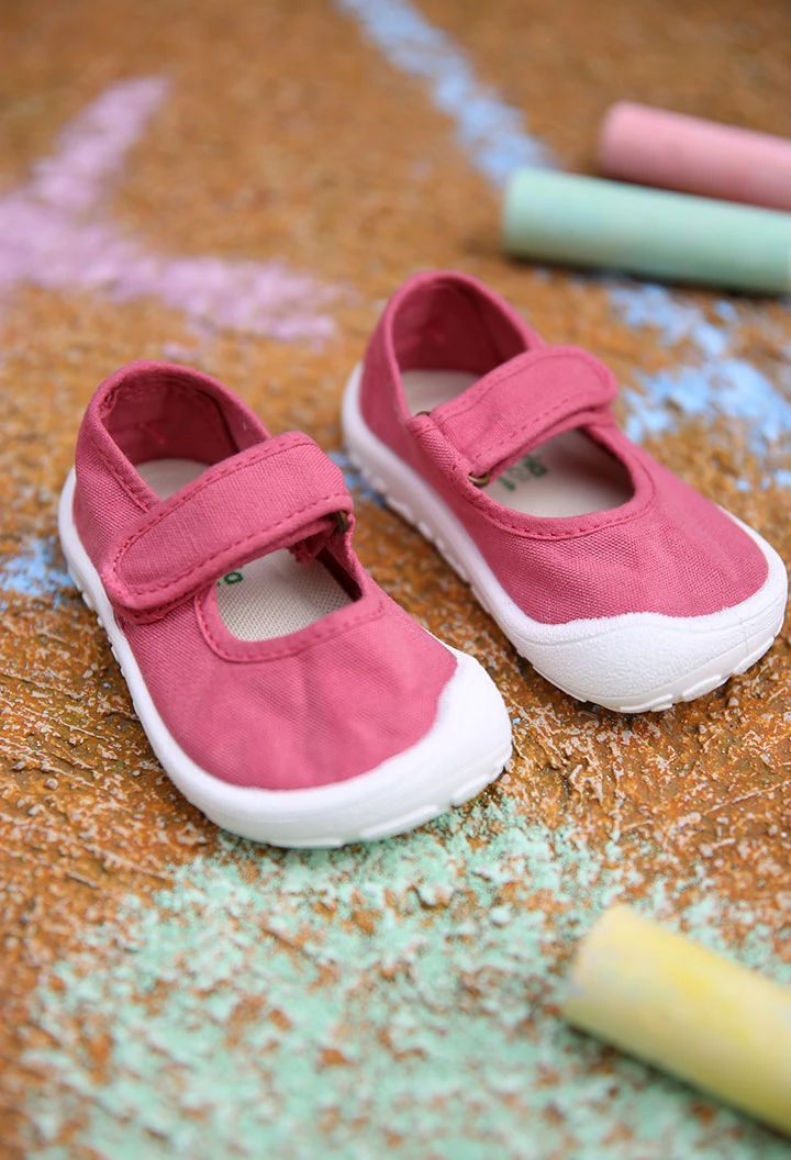 Mercedes Bosco barefoot canvas in strawberry color