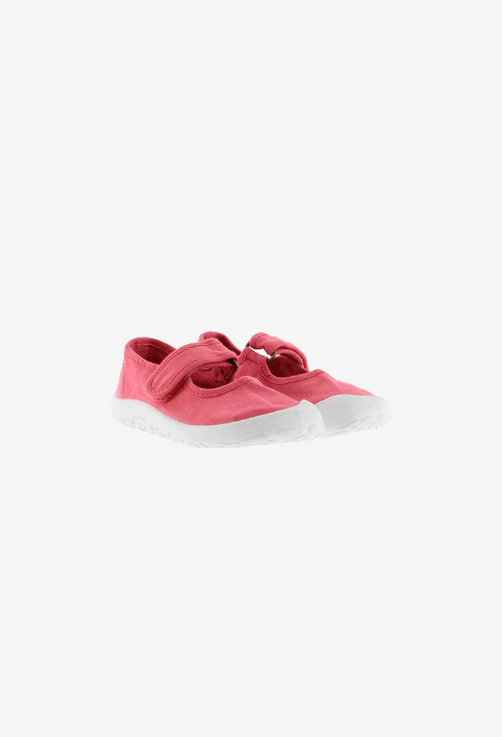 Mercedes Bosco barefoot canvas in strawberry color