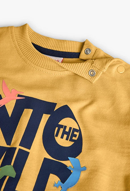 Conjunto de sudadera y pantalón de punto para bebé niño en color amarillo