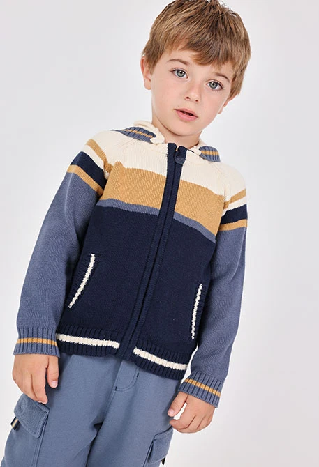 Knitted boy´s jacket