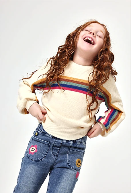 Pantalons denim nena blau amb pedaços de flors