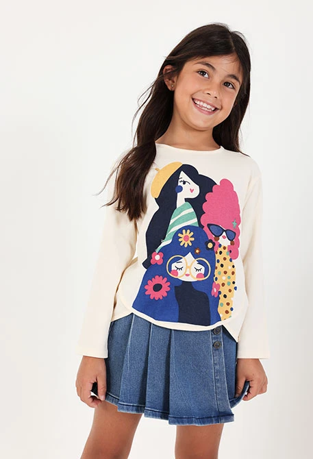 Maglietta in maglia bambina écru stampa amiche