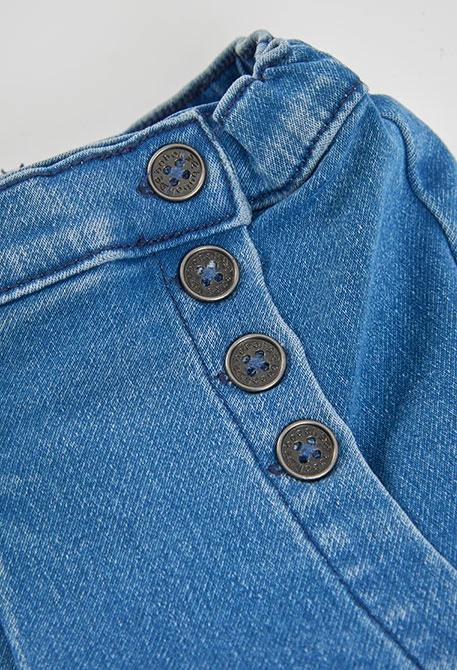 Faldilla denim blava amb botons