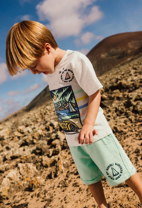 Bermuda a maglia per bambino in colore verde