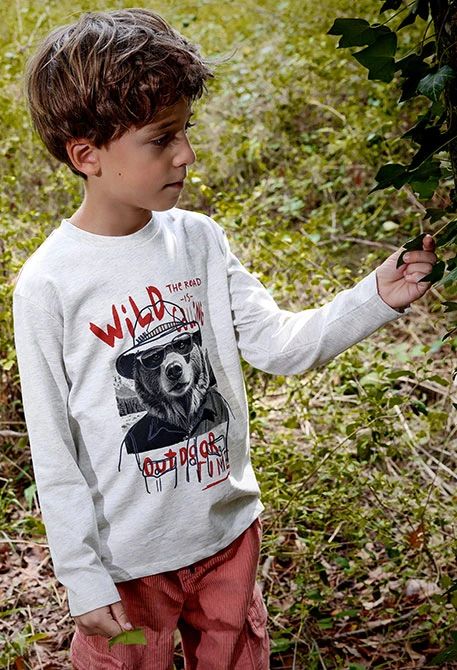 T-shirt de menino de malha branca