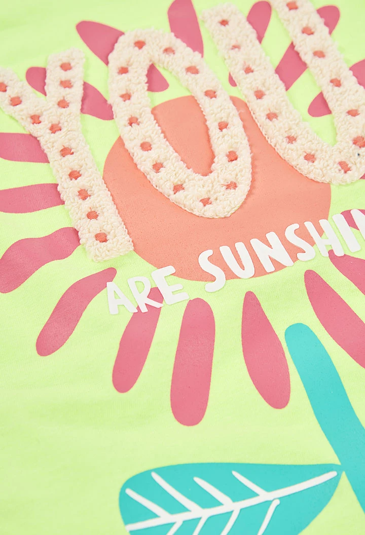 Girl?s short-sleeve cotton T-shirt in green