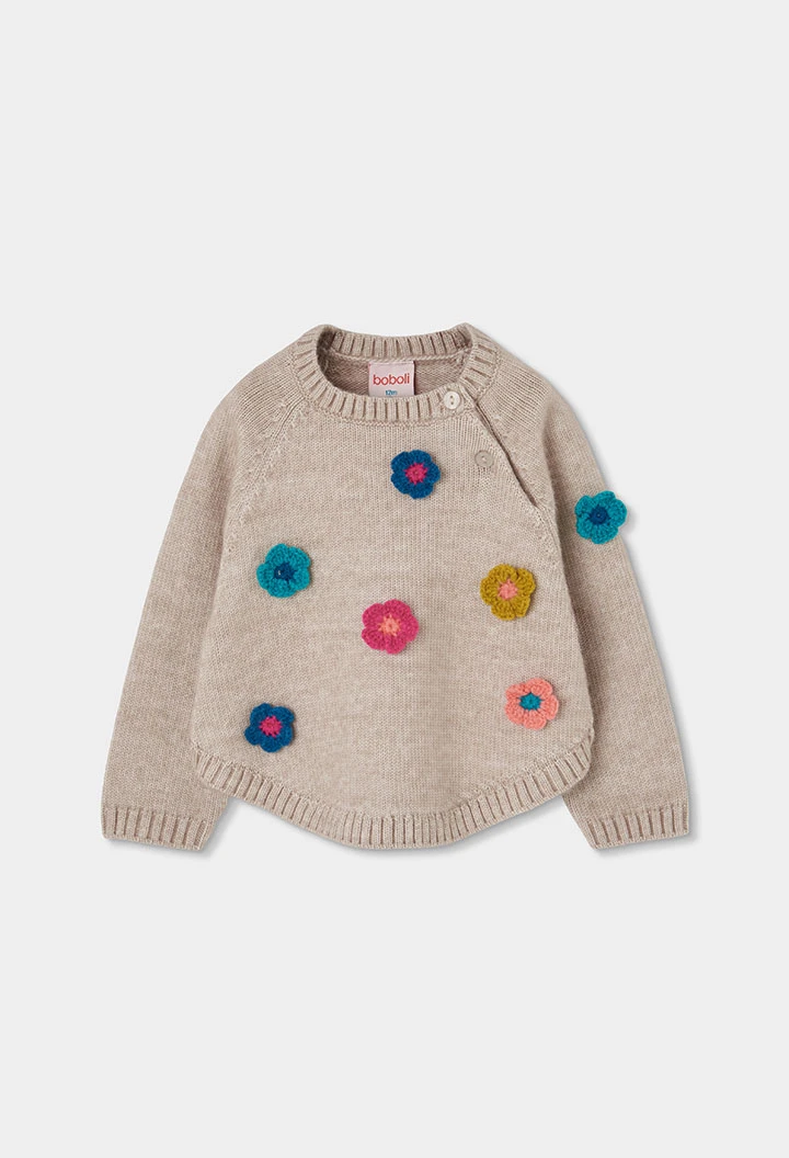 Jersey beige niña con flores de crochet
