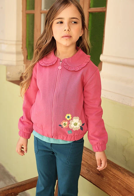 Chaqueta felpa niña fresa estampado flores