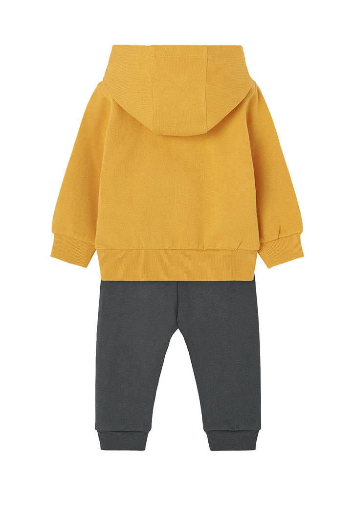 Set of sweatshirt and fleece trousers for baby boy in yellow