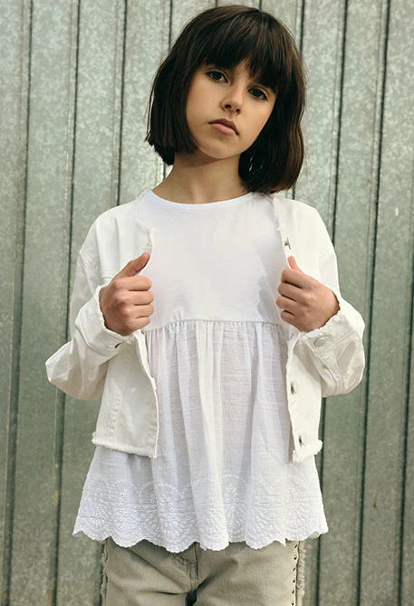 White cotton girl?s T-shirt