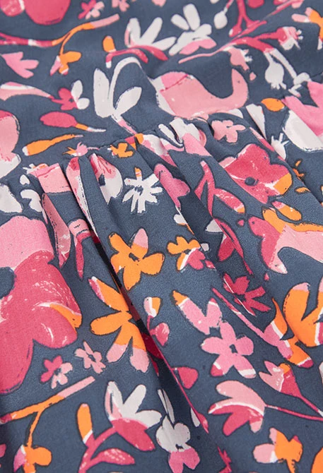 Vestit rosa amb flors