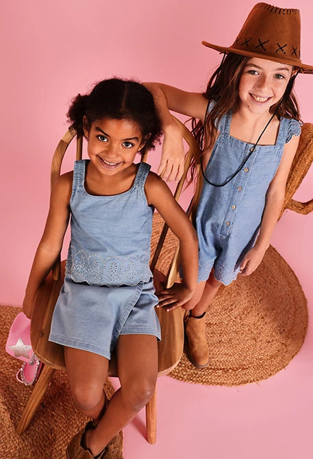 Top en denim brodé bleach