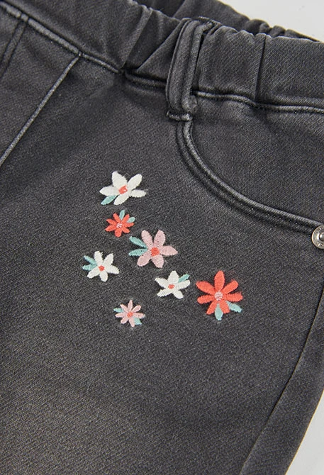 Schwarze bestickte Blumen-Denim-Hose für Mädchen