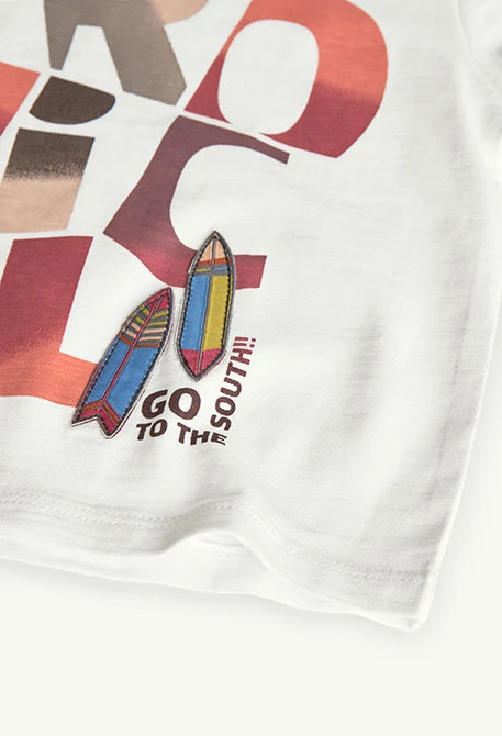 T-shirt de malha para bebé menino em branco com estampado