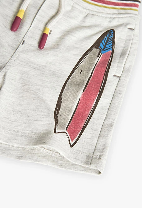 Strick-Bermudashorts für Babyjungen in Rohweiß