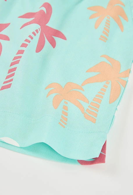 Pantaloncini stampati con palme
