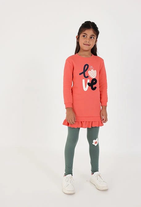 Conjunto punto niña naranja estampado love