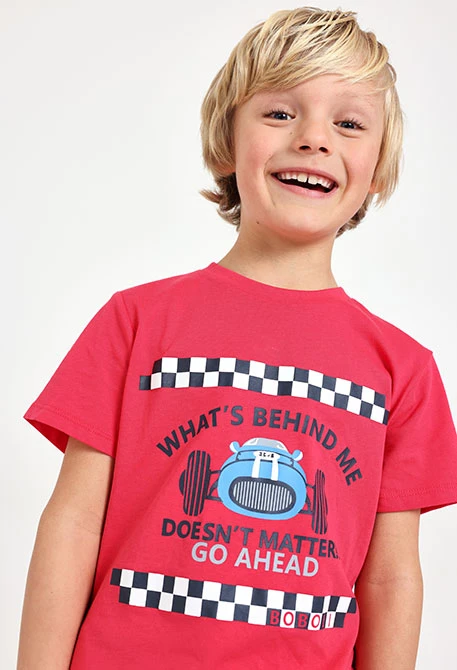 T-shirt en maille pour bébé garçon avec motif automobile en couleur fraise