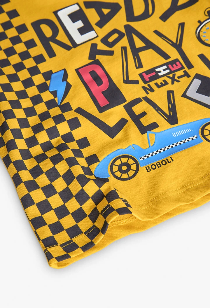 Conjunto de t-shirt e calções de malha para bebé menino em amarelo