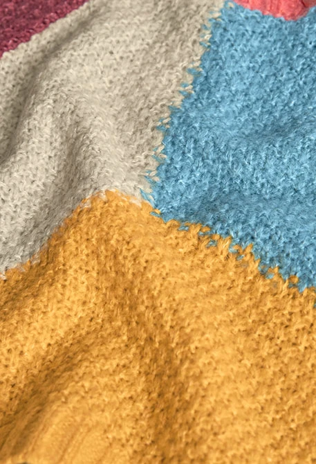 Pull garçon color block