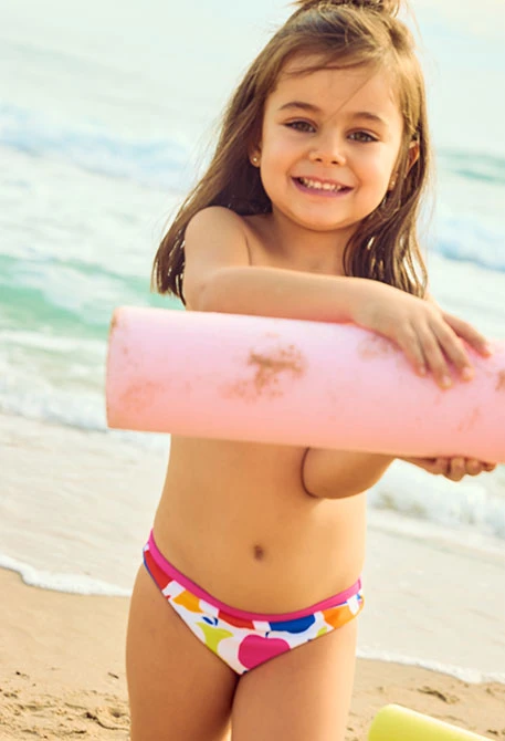 Costume da bagno per bambina con stampa a mele UPF50+