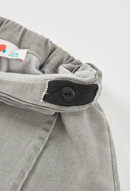 Falda-short denim gris con bordado