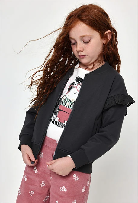 Mädchen-Plüschjacke in Grau mit Rüschen