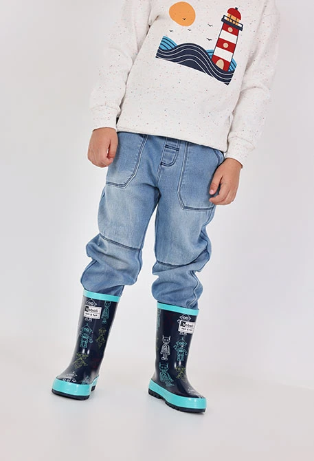 Botas com estampado de robôs