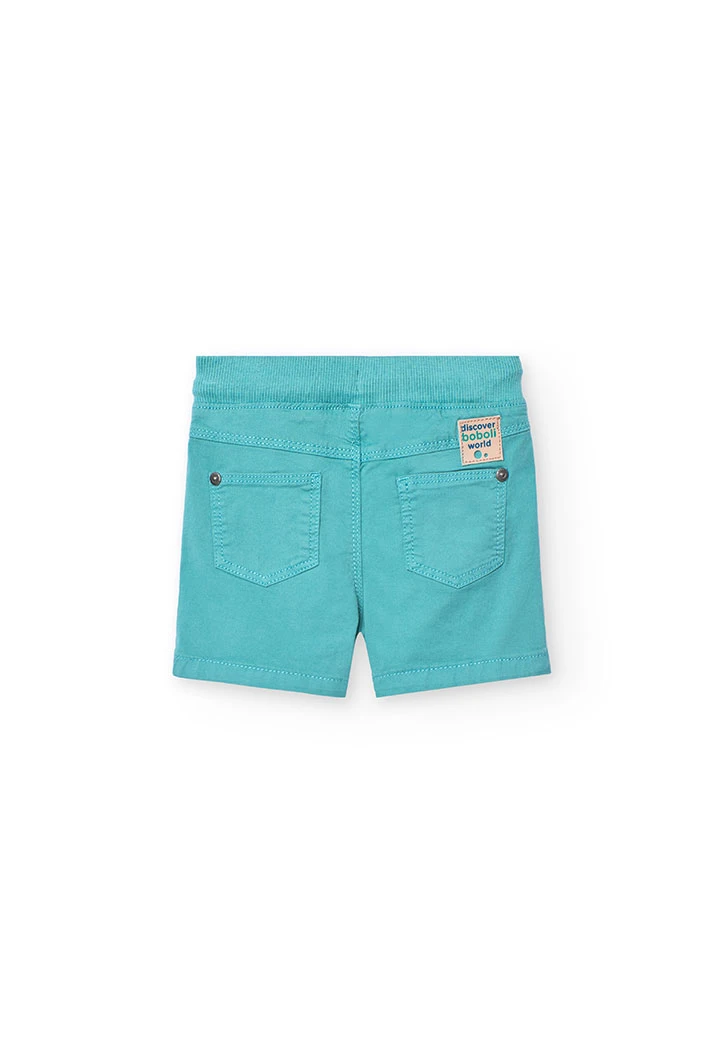 Bermuda in gabardina elasticizzata per bambino in colore verde.