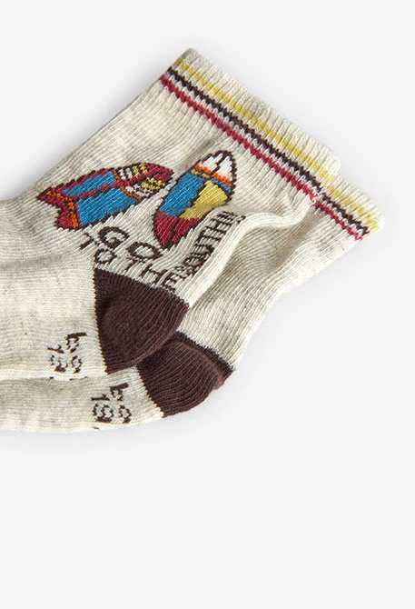 Pack of knitted socks for baby in maroon colour