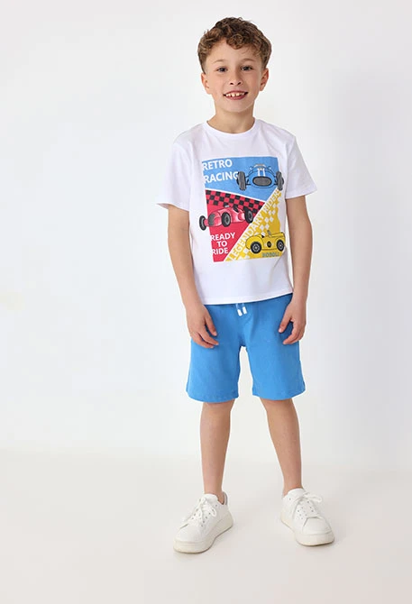Basic knit bermuda shorts for baby boy in blue.