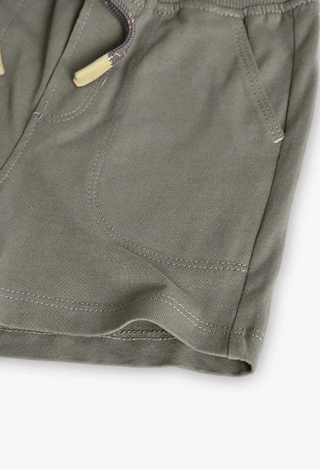 Bermudas básicas de punto para bebé niño en color marrón