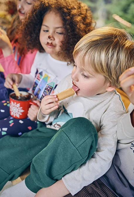 Jungenhose grün aus Frottee