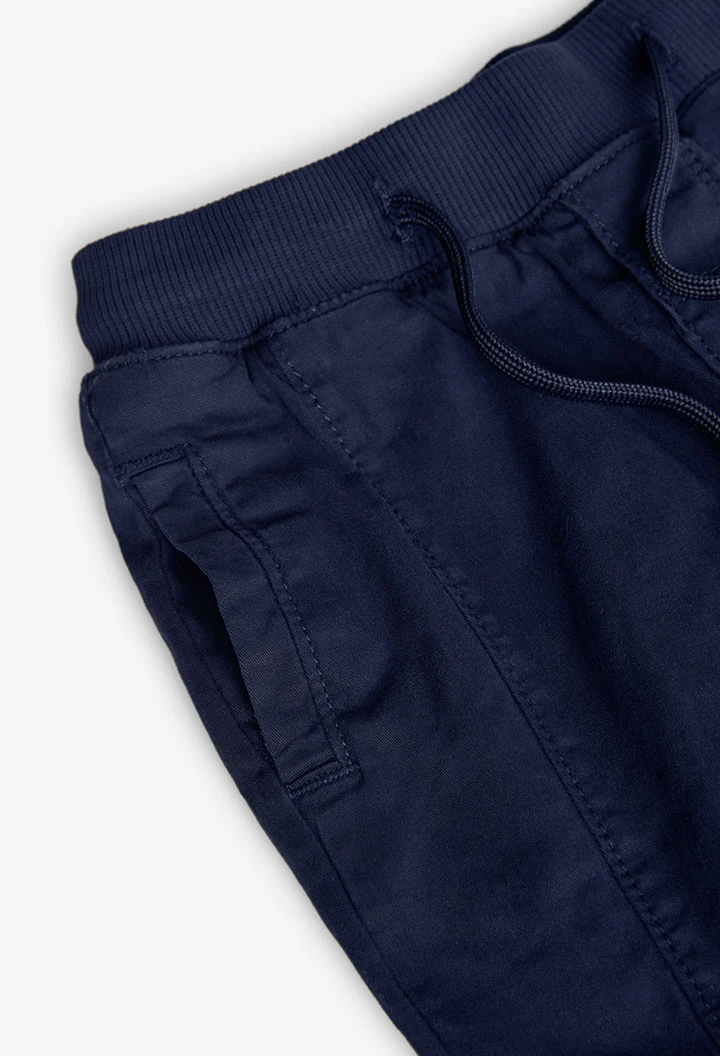 Elastische Strickhose für Jungen in Marineblau