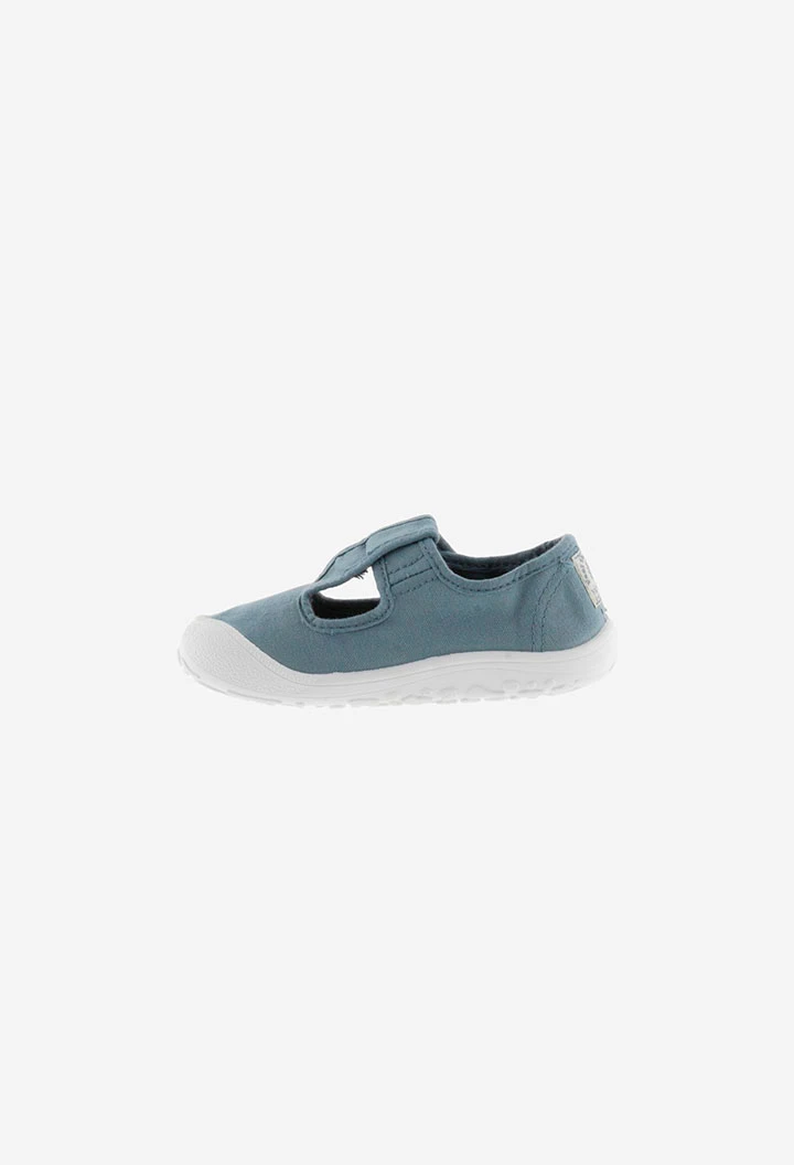Canvas sandals in blue