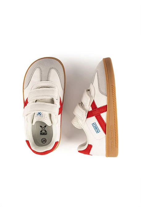 Zapatillas Munich blancas con aspa roja