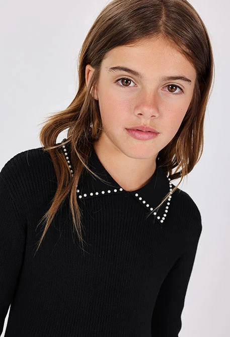 Robe à fleurs noire