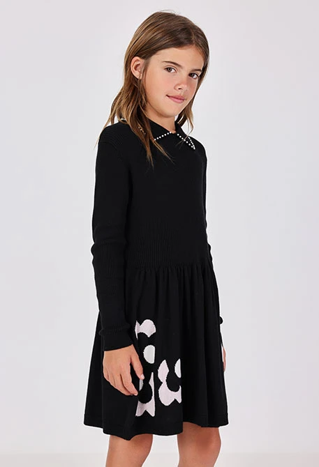 Robe à fleurs noire