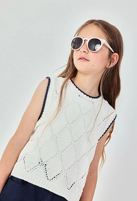 Gilet da bambina in cotone bianco
