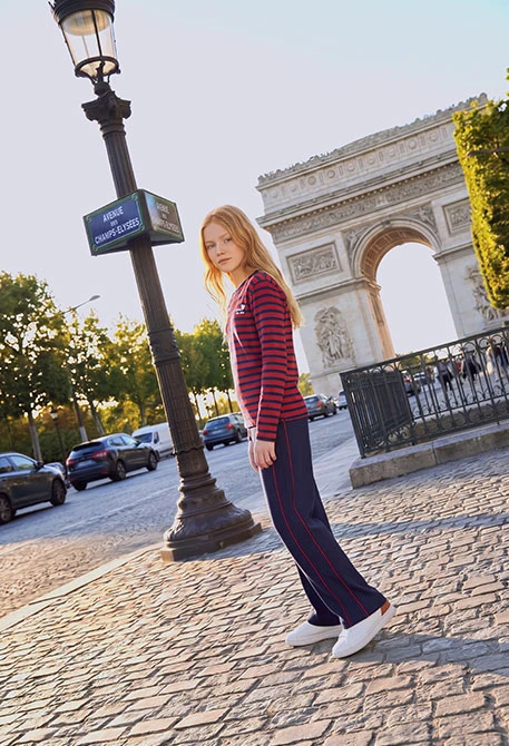 Pantalone bambina blu navy con striscia rossa laterale