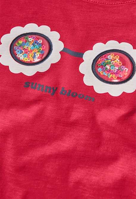 T-shirt de malha para menina em cor morango com estampado