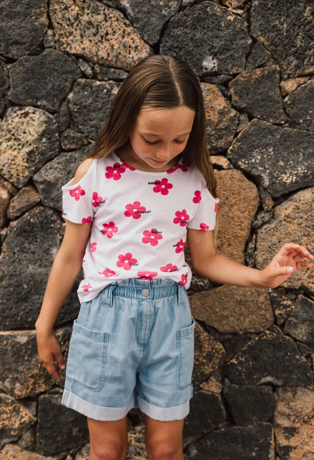 Bermuda in denim per bambina di colore blu.