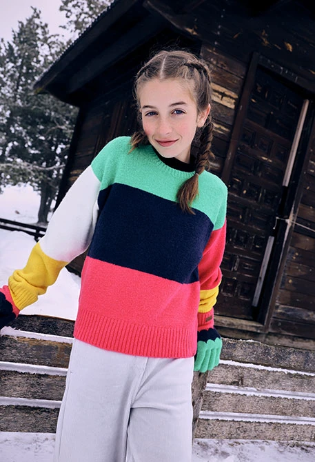 Mädchenpullover in Colorblock-Optik