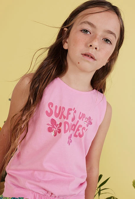 T-shirt de menina de algodão em rosa